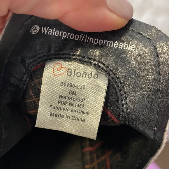 Blondo waterproof Bootie snakeskin/ black/white/gray SZ 8M worn once- 2” heel - Picture 6 of 6